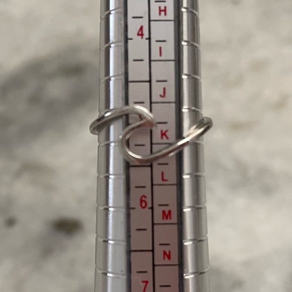 Pura Vida Sterling Silver Wave Ring - Picture 4 of 11